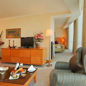 Otel Wyndham Grand özdilek, İzmir